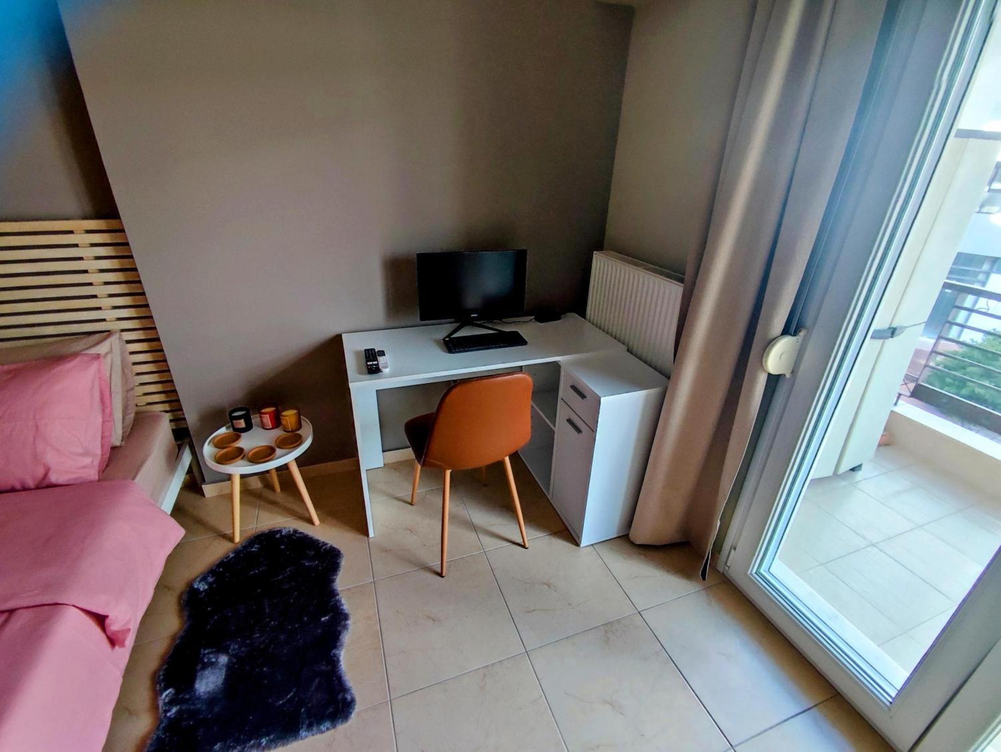 Cozy Apt! Friends & Family - Private Paid Parking Thessaloniki Exterior foto