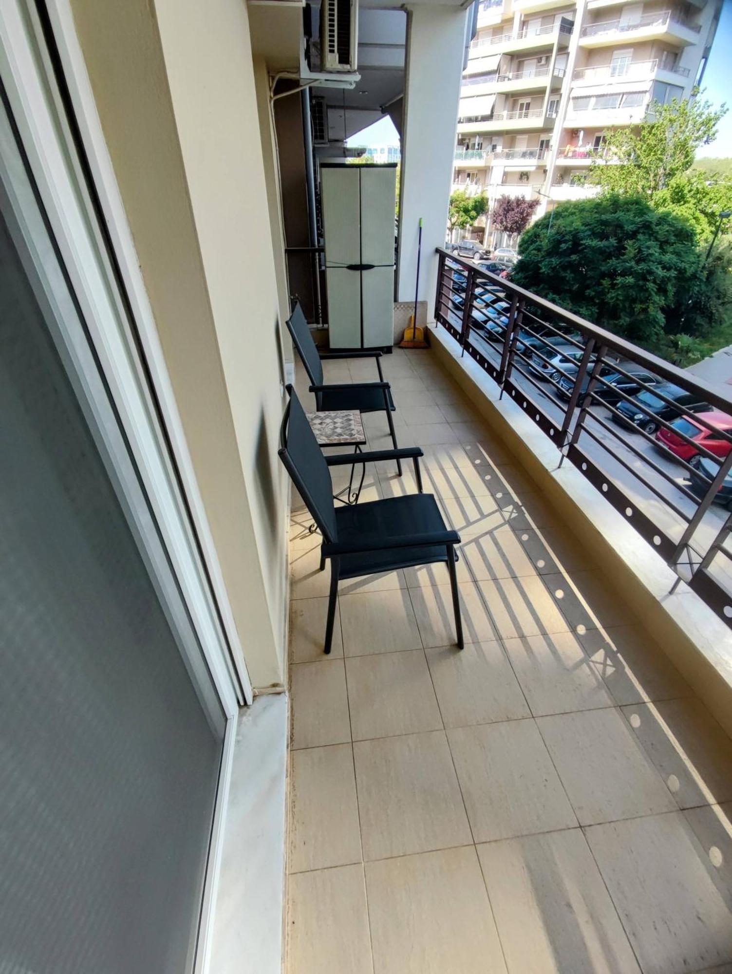 Cozy Apt! Friends & Family - Private Paid Parking Thessaloniki Exterior foto